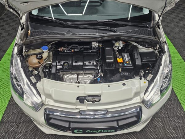Peugeot 208 Pack Cuir - Image 6