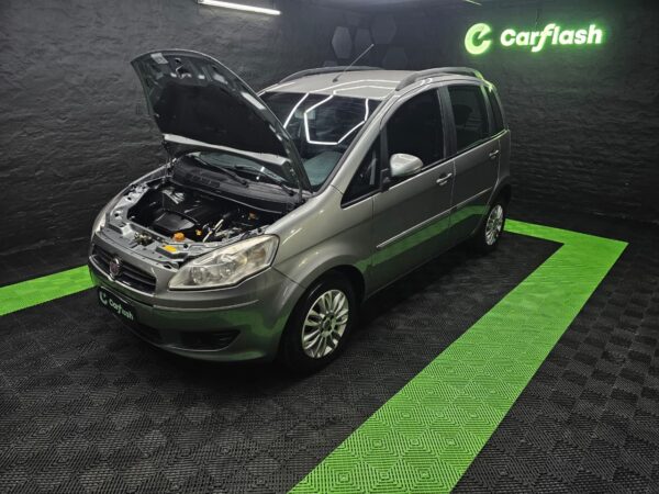 Fiat Idea Essence 1.6 16V - Image 11