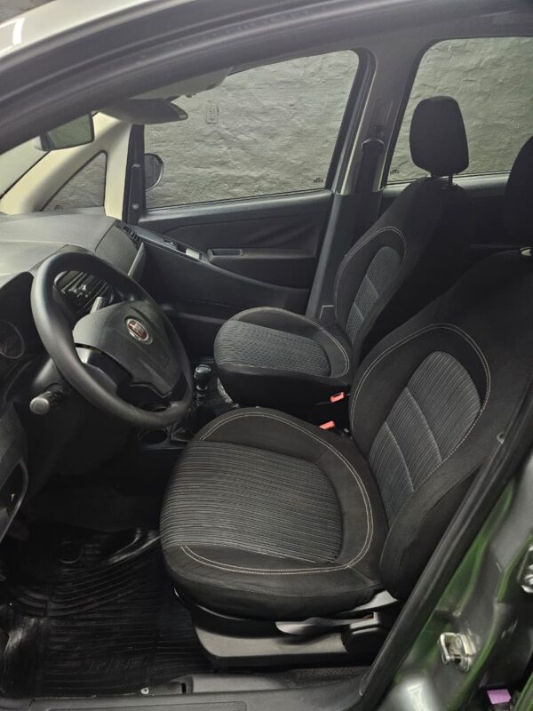 Fiat Idea Essence 1.6 16V - Image 8