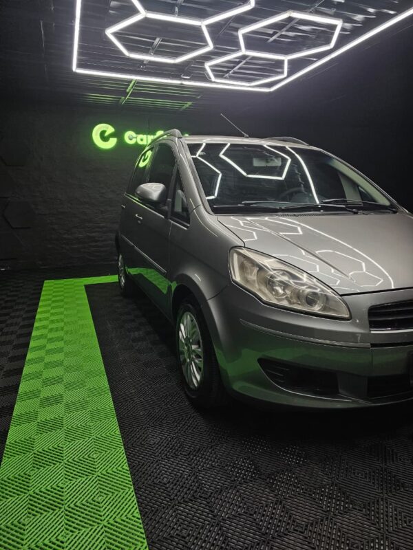 Fiat Idea Essence 1.6 16V - Image 3