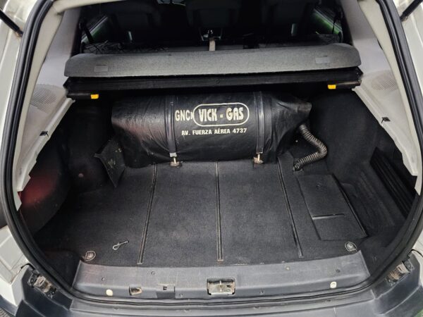 Fiat Palio Adventure 1.8 - Image 13