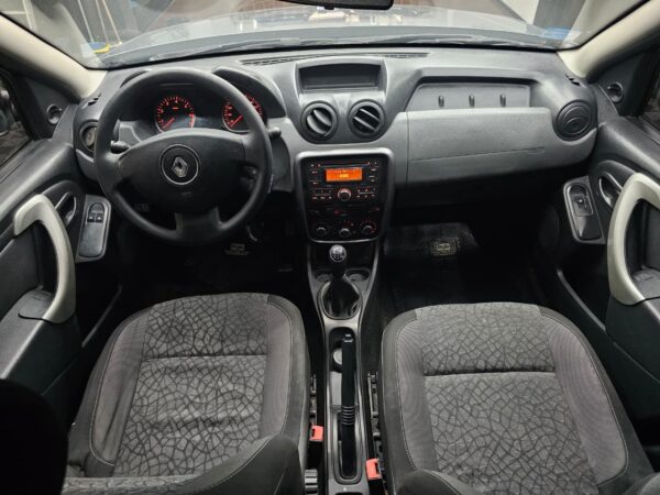 Renault Duster Expression 1.6 - Image 13