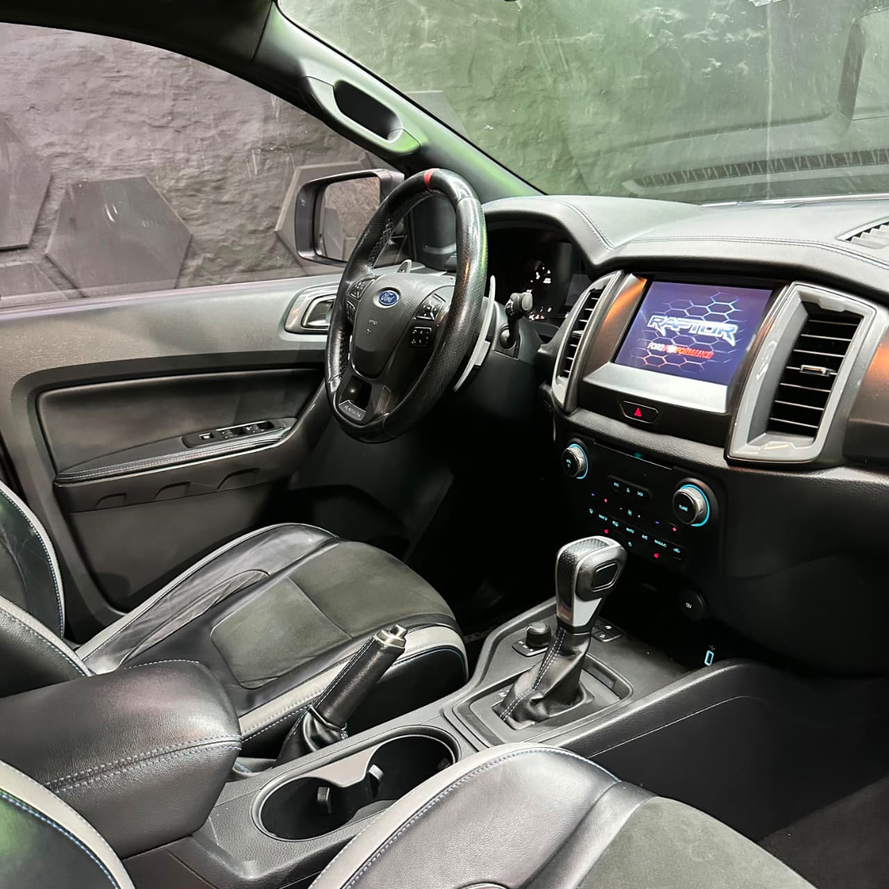 Ford Ranger 2.0 tdi 4x4 dc Raptor Mod: 2019 - Image 11