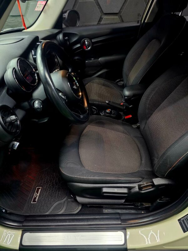 Mini Cooper - Image 9