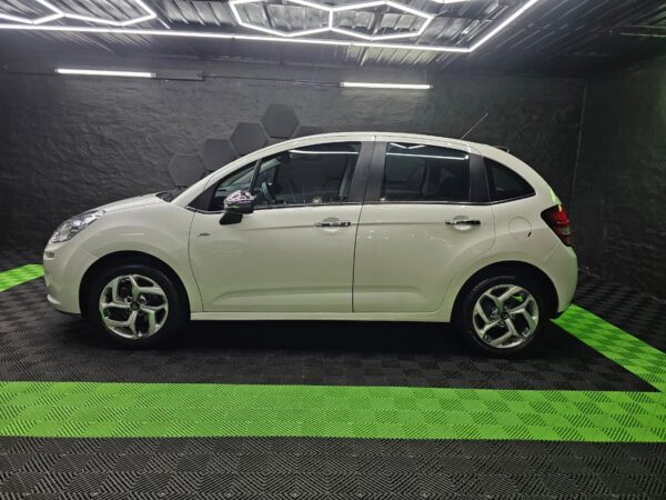 Citroën C3 1.6 VTi 115 Exclusive - Image 6