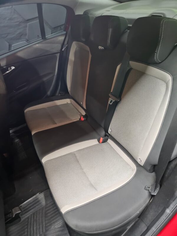Fiat Tipo Pop 1.6 AT - Image 11
