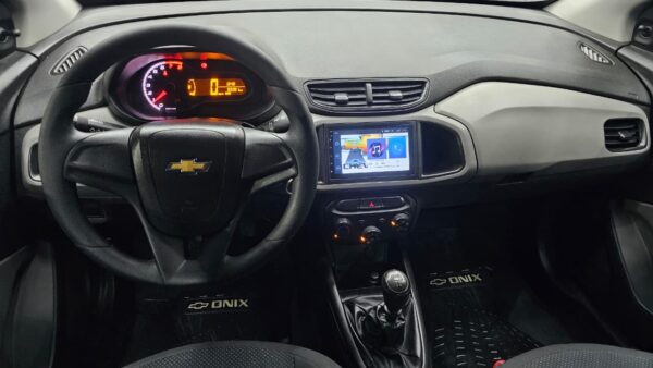 Chevrolet Onix 1.4 LS Joy 5p L16 2018 - Image 12