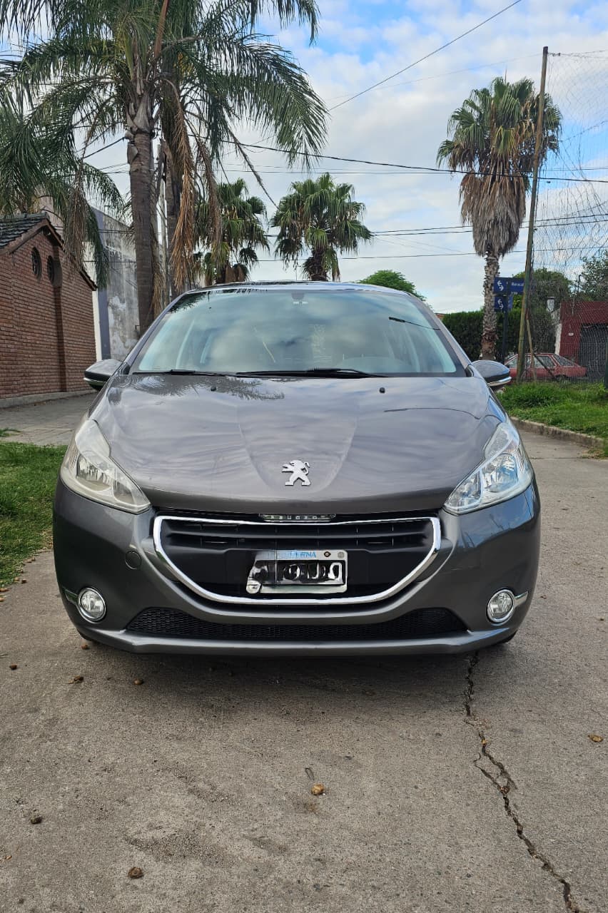 Peugeot 208 1.6 Allure 5P L13 Mod 2013 - Image 2