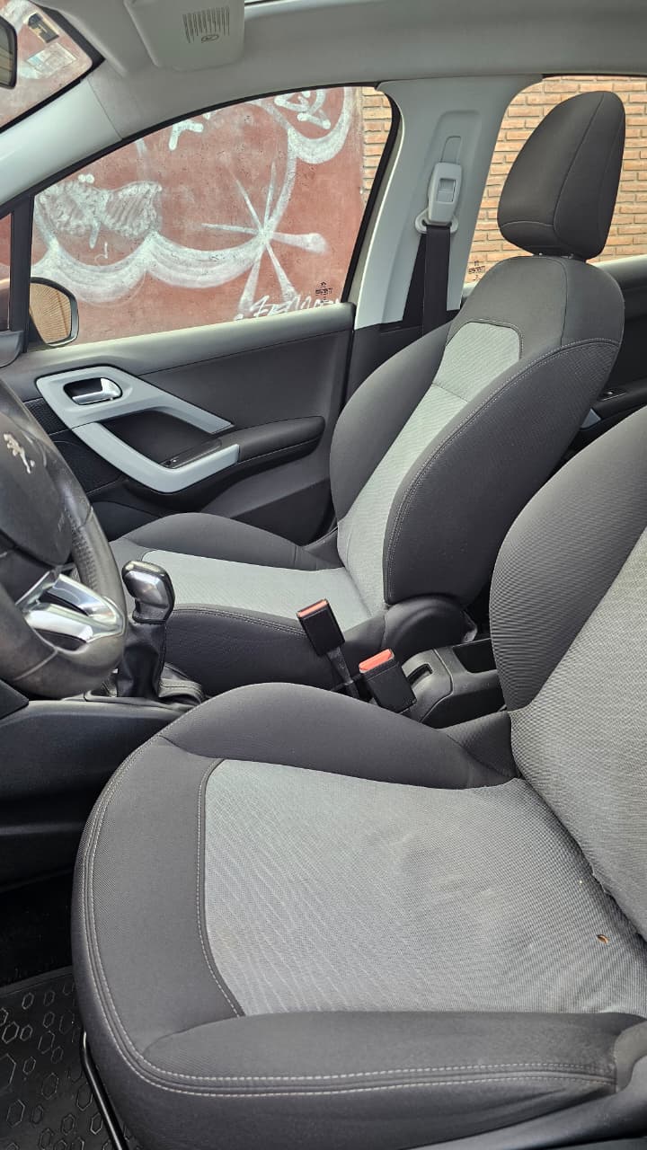 Peugeot 208 1.6 Allure 5P L13 Mod 2013 - Image 9