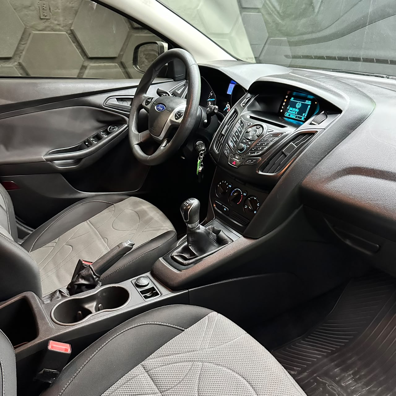 FORD FOCUS 1.6 S 5P L14 Mod:2015 - Image 9
