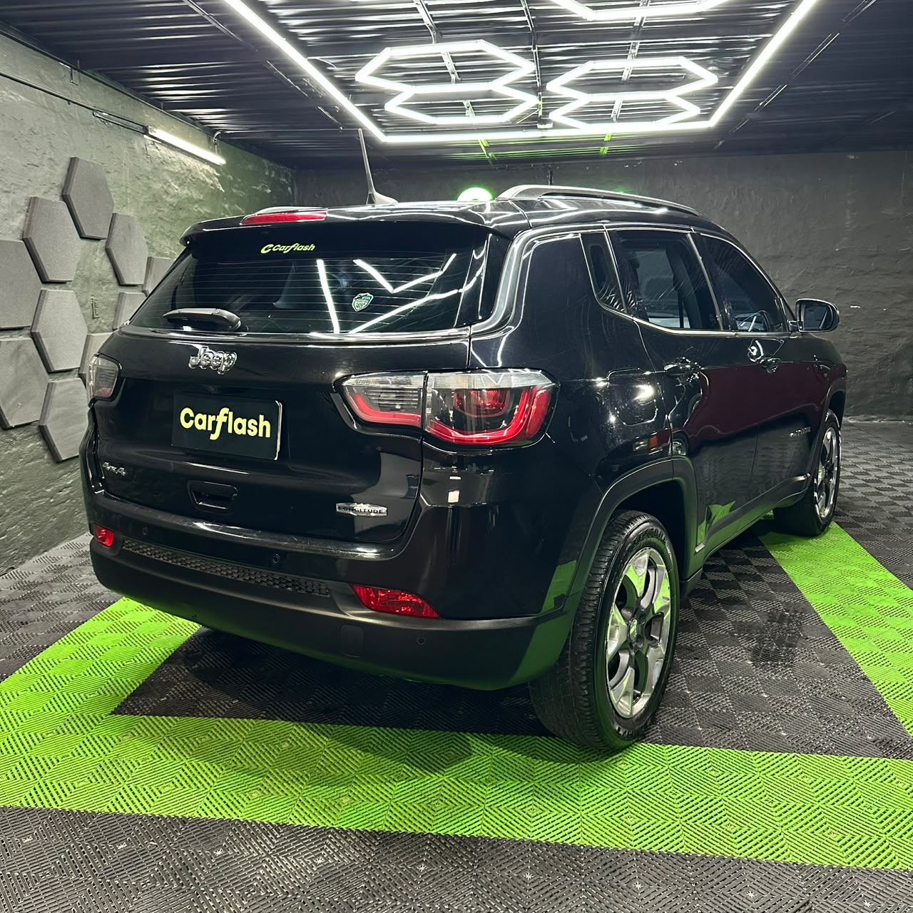 Jeep Compass 2.4 Longitude At9 4x4 2019 - Image 4
