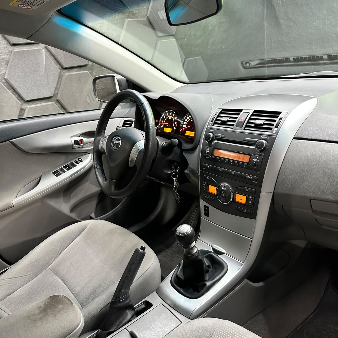Toyota Corolla 1.8 Xei Manual 2014 - Image 9
