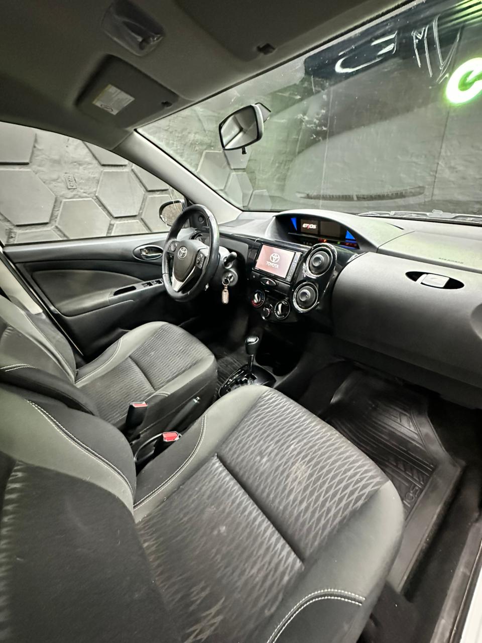TOYOTA ETIOS XLS 1.5 4A/T MOD:2018 - Image 9