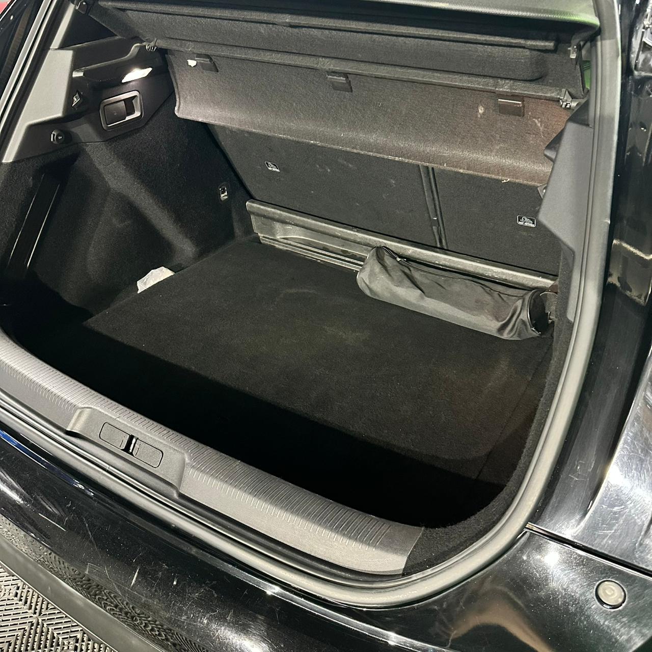 DS 7 CROSSBACK HDI 180 SO CHIC AT8 MOD:2019 - Image 14