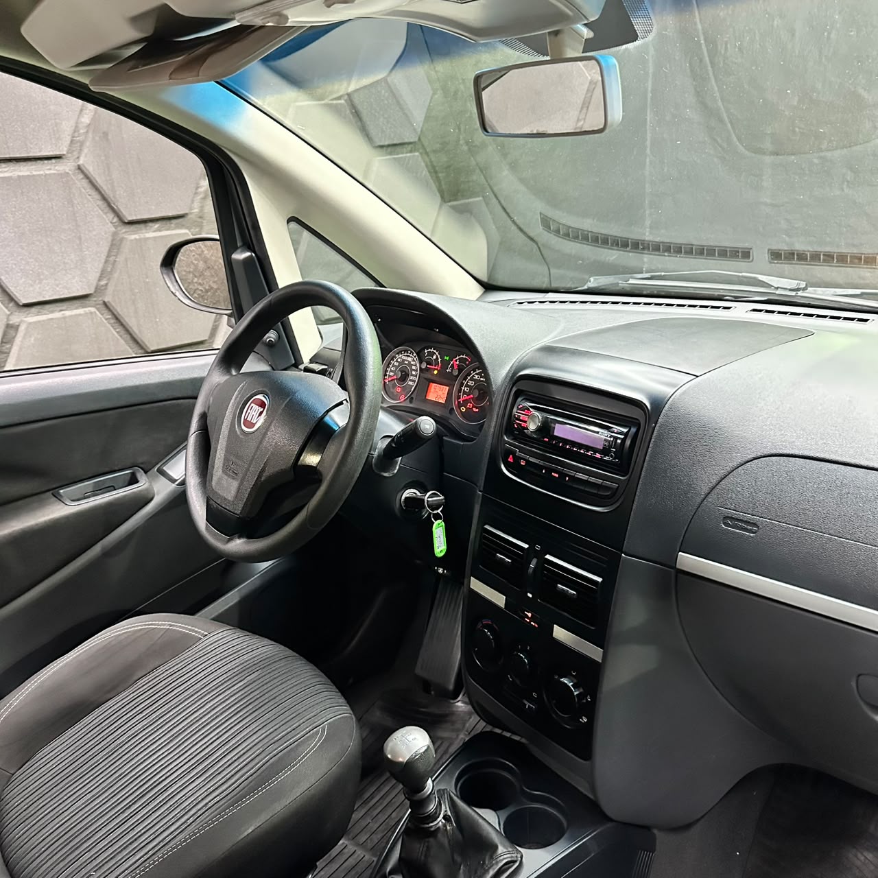 FIAT IDEA ESSENCE 1.6 16V MOD:2013 - Image 9