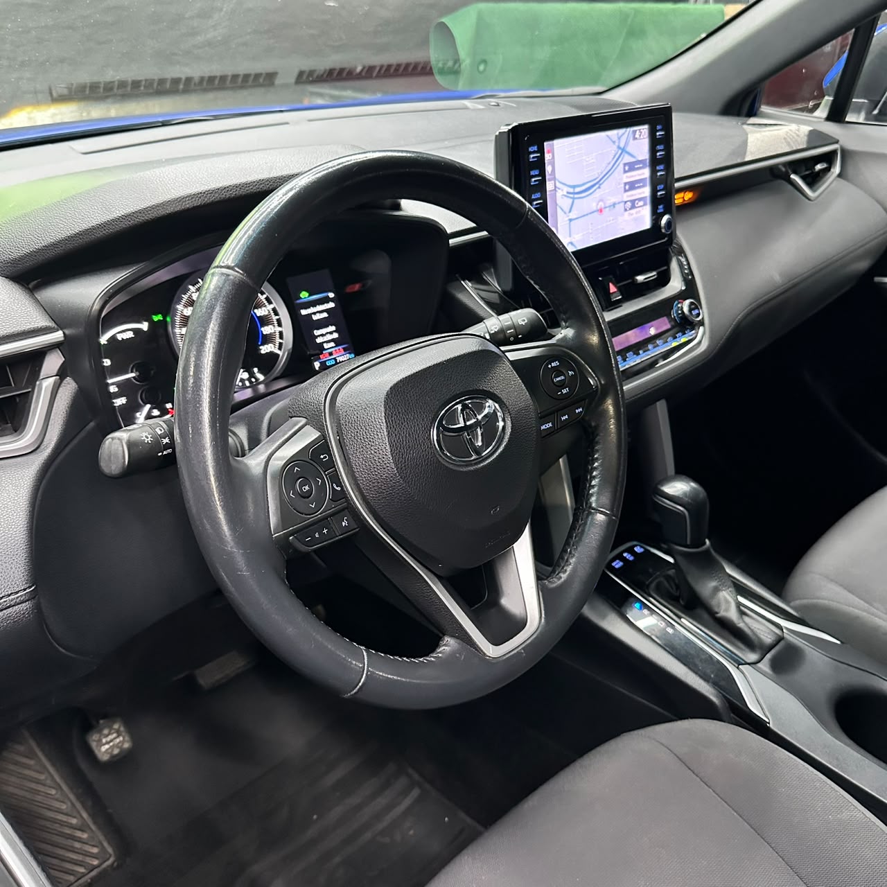 TOYOTA COROLLA CROSS XEI HV 1.8 E-CVT MOD:2022 - Image 12