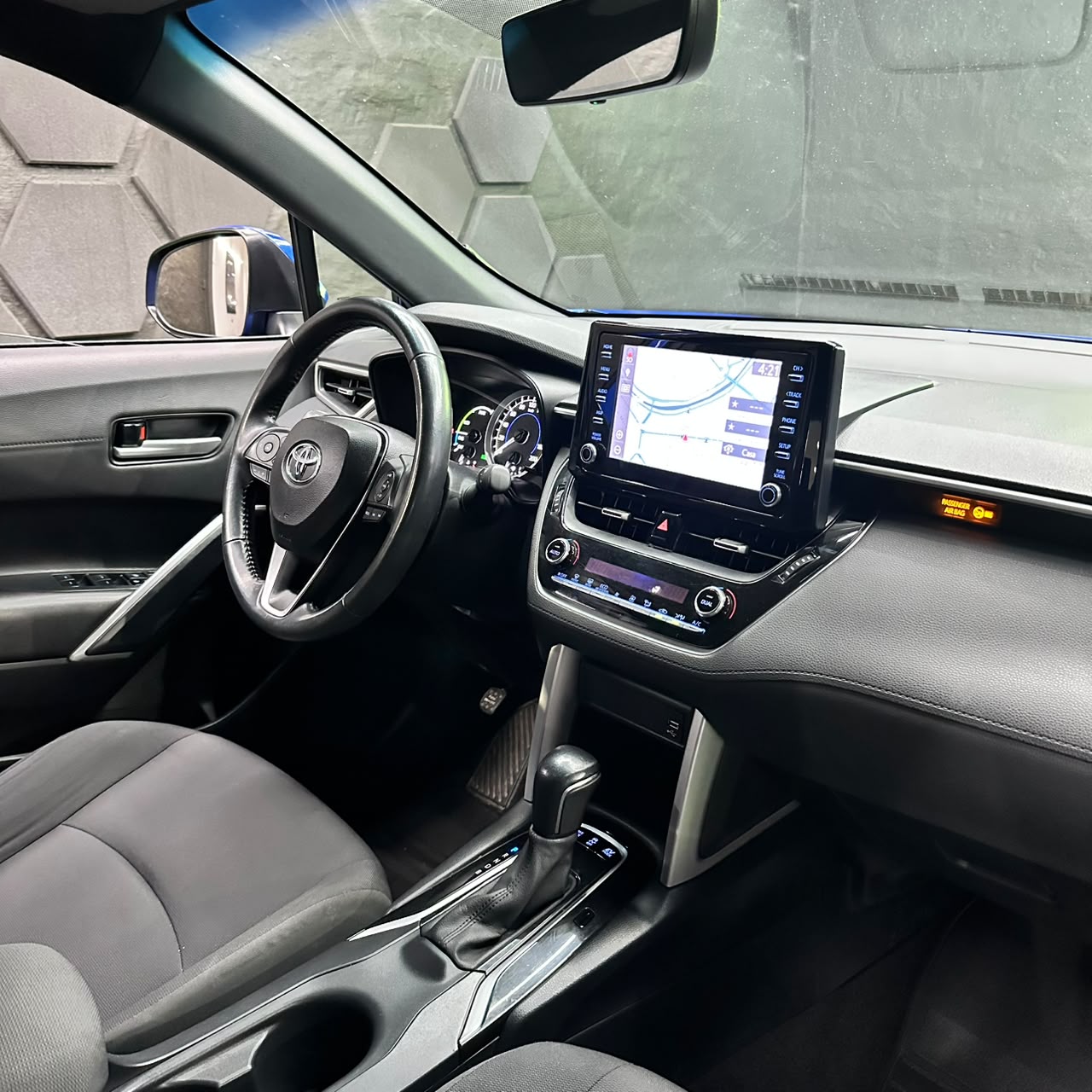 TOYOTA COROLLA CROSS XEI HV 1.8 E-CVT MOD:2022 - Image 10